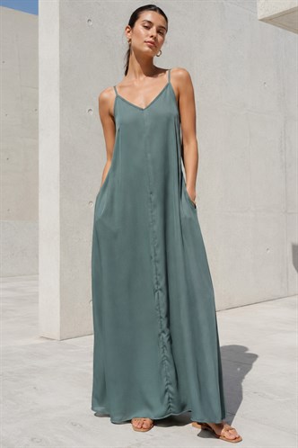 Yeşil Askılı Oversize Uzun Elbise MG2038
