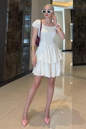 Beyaz Katlı Etekli Beli Büzgülü Elbise MG2103