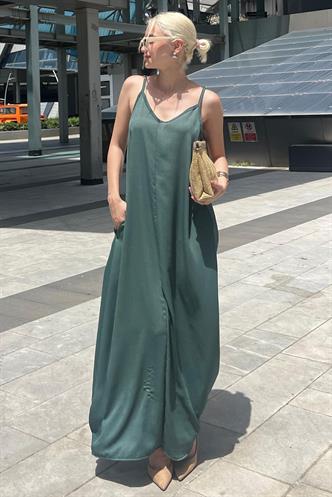 Yeşil Askılı Oversize Uzun Elbise MG2038