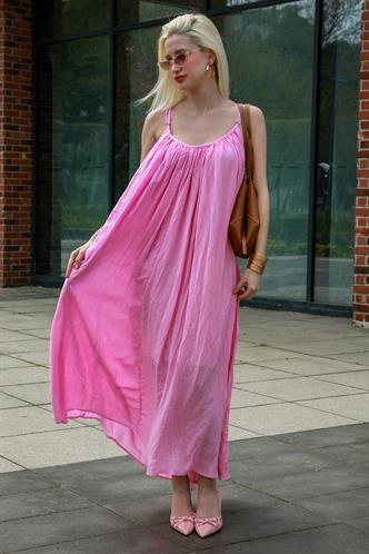 Pembe Bisiklet Yaka Askılı Uzun Basic Kadın Elbise MG2163