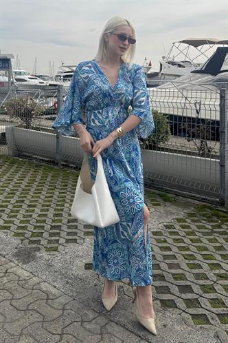 Saks Desenli Yırtmaç Detaylı Uzun Elbise MG2325