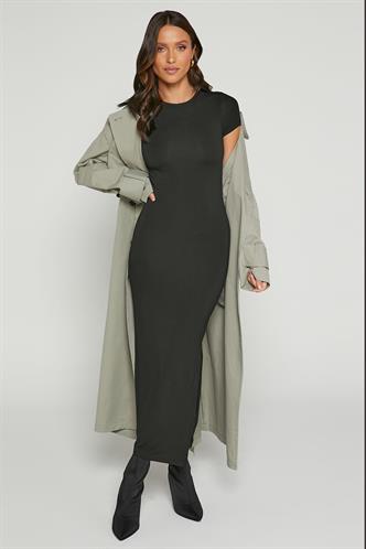 Siyah Basic Yarım Balıkçı Yırtmaçlı Uzun Elbise MG1989