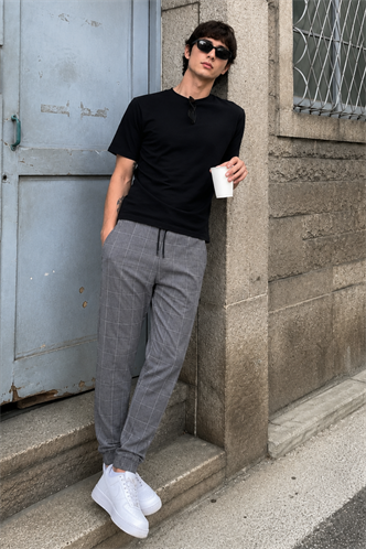 Madmext Dark Gray Checked Trousers Mad4081