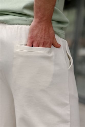 Ekru Önü Dikiş Detaylı Relaxed Fit Erkek Eşofman Altı E6590