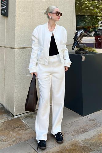 Beyaz Bisiklet Yaka Ceketli Eşofman Takımı MG2182