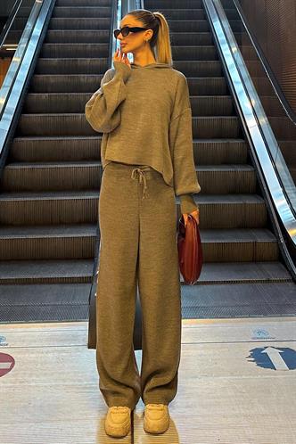 Gri Kapüşonlu Triko Kadın Eşofman Takımı MG2237