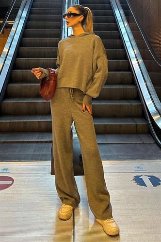 Gri Kapüşonlu Triko Kadın Eşofman Takımı MG2237