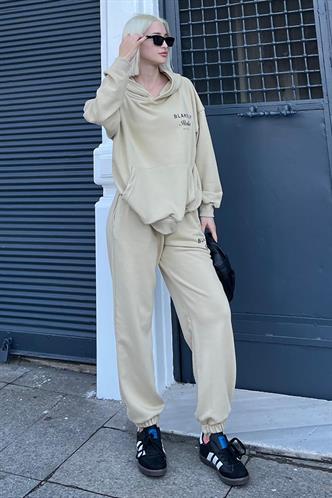 Bej Kapüşonlu Sırt Baskılı Kadın Eşofman Takımı MG2187