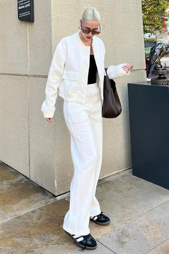 Beyaz Bisiklet Yaka Ceketli Eşofman Takımı MG2182