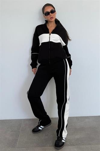 Siyah Dik Yaka Fermuarlı Şeritli Eşofman Takımı MG2216