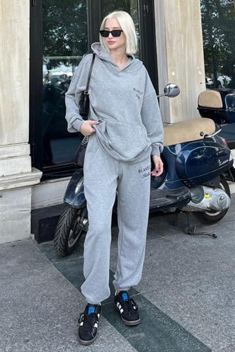 Grimelanj Kapüşonlu Sırt Baskılı Kadın Eşofman Takımı MG2187