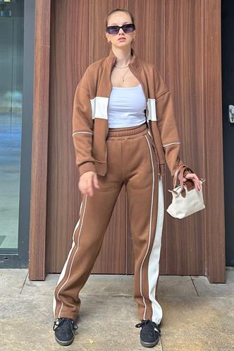 Kahverengi Dik Yaka Fermuarlı Şeritli Eşofman Takımı MG2216