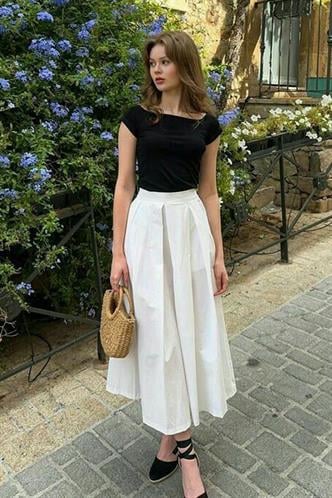 Beyaz Pileli Cepli Kadın Midi Boy Etek Mg2536