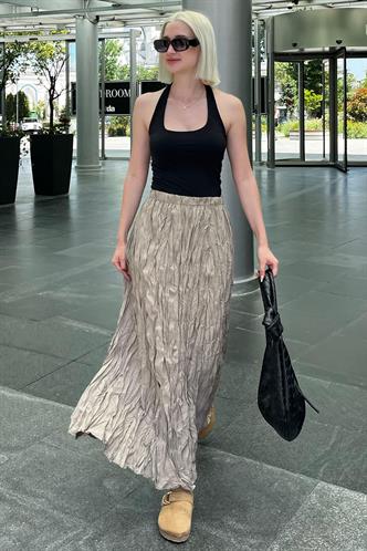 Bej Beli Lastikli Buruşuk Mikro Uzun Kadın Etek MG2155