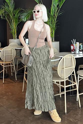 Yeşil Beli Lastikli Buruşuk Mikro Uzun Kadın Etek MG2155