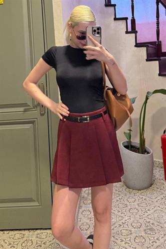 Bordo Pileli Kadın Mini Şort Etek Mg2402
