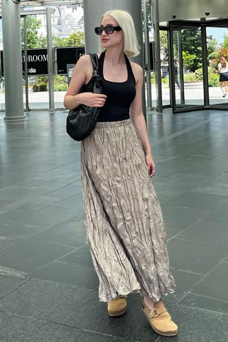 Bej Beli Lastikli Buruşuk Mikro Uzun Kadın Etek MG2155