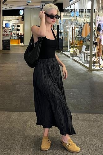 Füme Beli Lastikli Buruşuk Mikro Uzun Kadın Etek MG2155