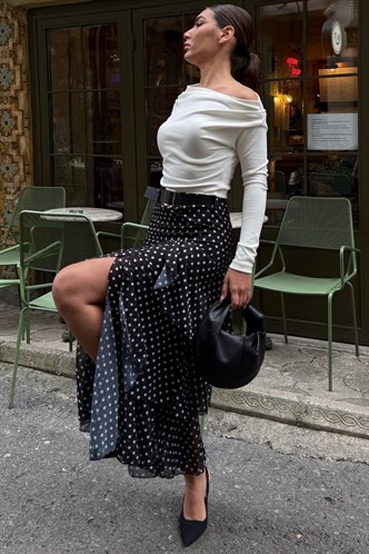 Siyah/Beyaz Kemerli Yırtmaçlı Puantiye Desen Volanlı Etek MG2715 