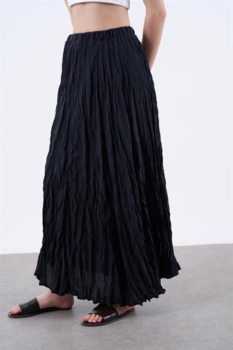 Siyah Kırışık Desen Midi Boy Kadın Etek MG2266