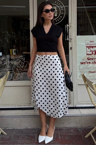 Beyaz Puantiyeli Asimetrik Kadın Etek MG2785