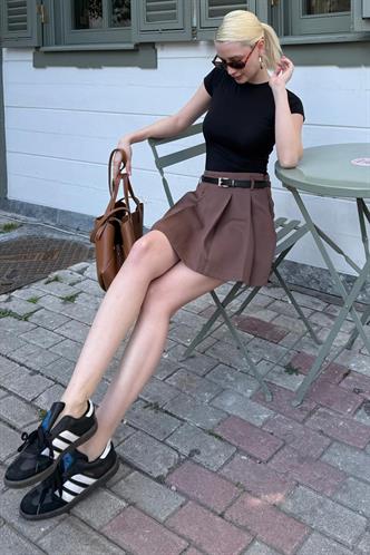 Kahverengi Pileli Kadın Mini Şort Etek Mg2402