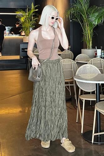 Yeşil Beli Lastikli Buruşuk Mikro Uzun Kadın Etek MG2155