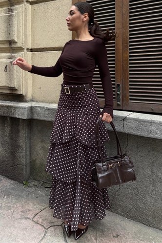 Kahverengi/Beyaz Kemerli Yırtmaçlı Puantiye Desen Volanlı Etek MG2715 