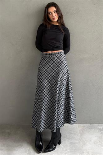 Siyah Ekose Desenli Midi Boy Kadın Etek MG2649