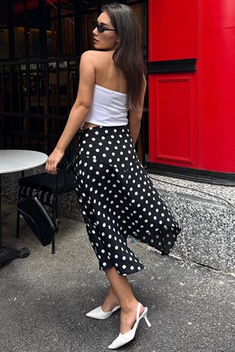 Siyah Puantiyeli Asimetrik Kadın Etek MG2785