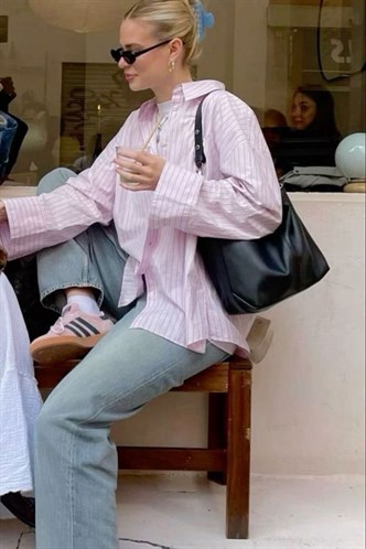 Pembe Çizgili Oversize Kadın Gömlek MG2732