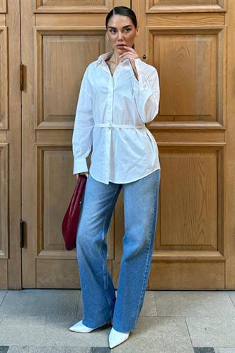 Beyaz Kemer Detaylı Oversize Kadın Gömlek MG2585