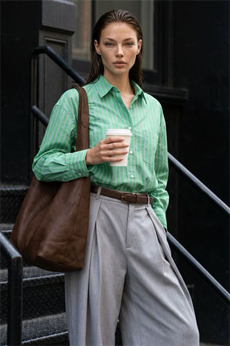 Mint Yeşili Çizgili Regular Kesim Kadın Gömlek MG2610