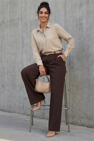 Bej Modern Kesim Kadın Gömlek MG2674