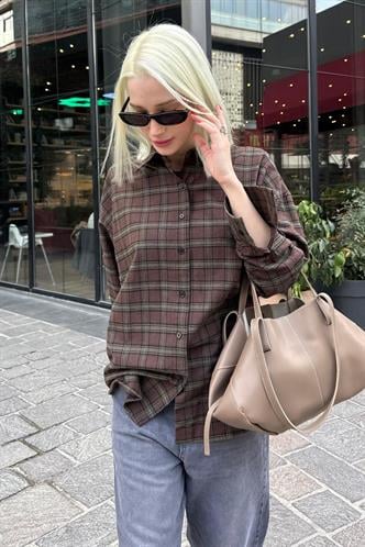 Kahverengi Oversize Ekose Desenli Kadın Gömlek MG2589