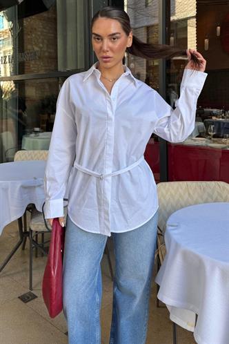Beyaz Kemer Detaylı Oversize Kadın Gömlek MG2585