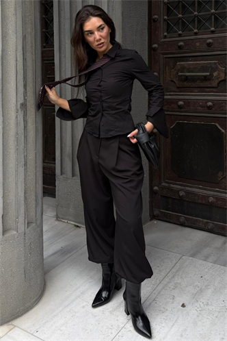 Siyah  Vücuda Oturan Slim Fit Kadın Gömlek MG2659