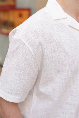 Beyaz %100 Pamuklu Rahat Kesim Erkek Gömlek E6773