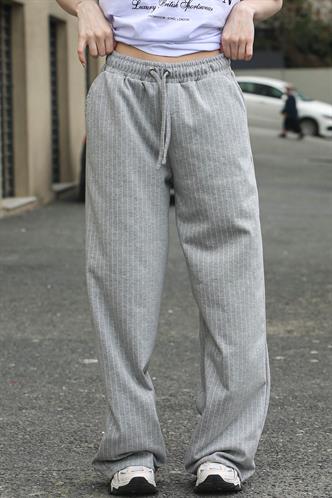 Gri Çizgili Oversize Kadın Pantolon MG1809