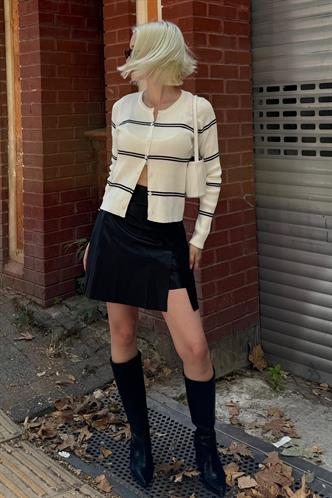 Kemik Rengi Çizgili Triko Hırka MG2481