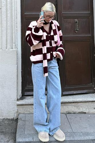 Pembe Çizigli Atkılı Kadın Triko Hırka MG2588