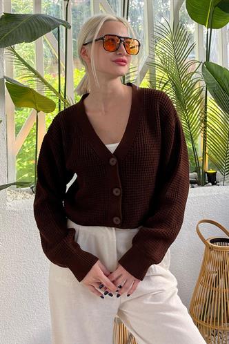 Kahverengi Uzun Kollu Düğmeli Crop Hırka MG2198