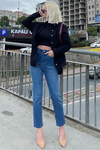 Açık Mavi Slim Fit Kadın Mom Jean MG1738