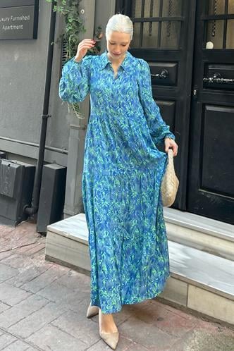 Mavi Bilekleri Lastikli Yarım Düğmeli Polo Yaka Çiçekli Elbise MG2029