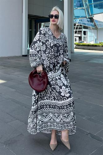 Siyah Oversize Desenli Uzun Elbise MG2055