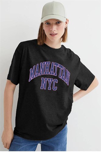 Kadın Siyah Baskılı Oversize T-shirt MG1231