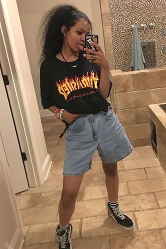 Kadın Siyah Baskılı Oversize T-shirt MG1346