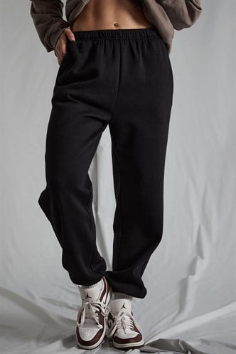 Women Black Oversize Sweatpants MG1235