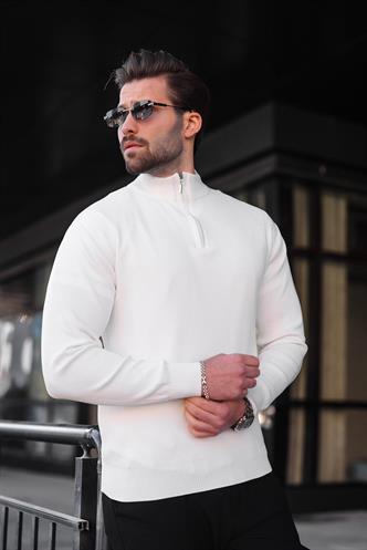 Beyaz Yarım Fermuarlı Dik Yaka Erkek Triko Kazak 7442