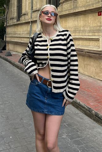 Bej Çizgili Bisiklet Yaka Gold Düğme Detaylı Cotton Hırka MG1605